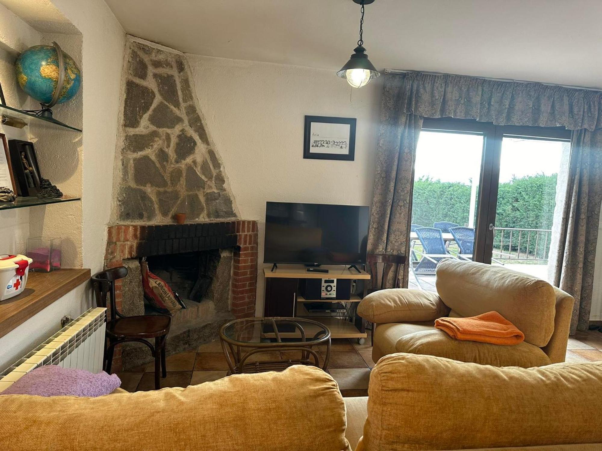 Pensjonat Vivienda De Uso Turistico El Nido La Serrada Zewnętrze zdjęcie