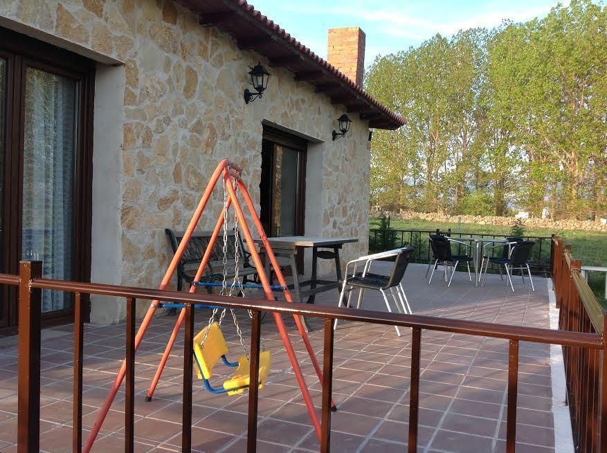 Pensjonat Vivienda De Uso Turistico El Nido La Serrada Zewnętrze zdjęcie